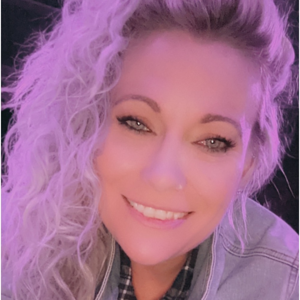 Meet your Posher, Nichole